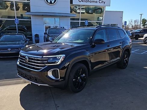 New 2026 Volkswagen Atlas SE AWD/4WD image 1