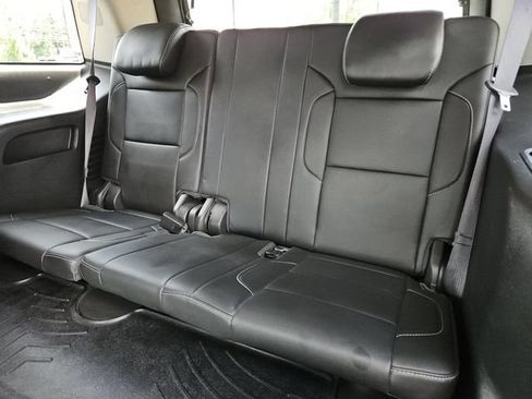 Used 2017 GMC Yukon SLT w/ HD Trailering Package RWD image 29