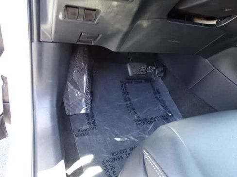 Certified 2023 Toyota Corolla Cross XLE FWD image 15