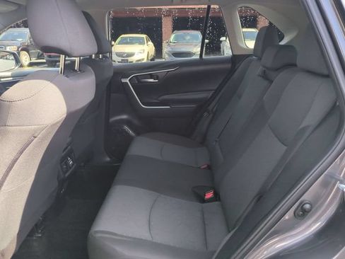 Used 2024 Toyota RAV4 XLE FWD image 23