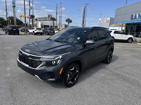 Used 2025 Kia Seltos S FWD image 3