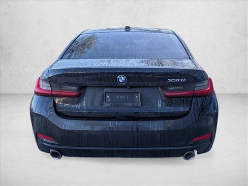Used 2024 BMW 330i Sedan w/ Premium Package image 6