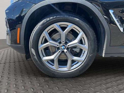 Used 2025 BMW X4 xDrive30i AWD/4WD image 25