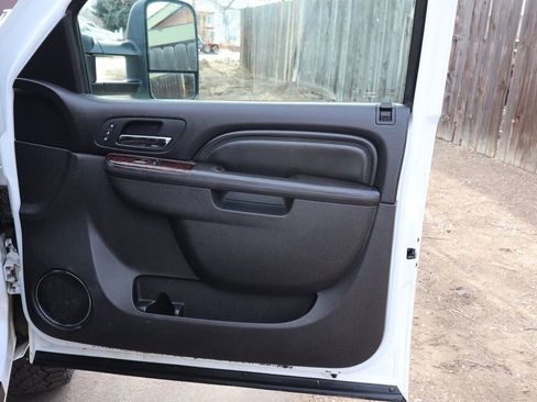 Used 2014 GMC Sierra 2500 Denali image 27