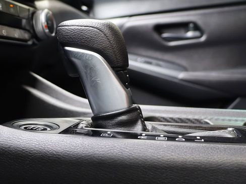 Used 2024 Nissan Sentra S image 49