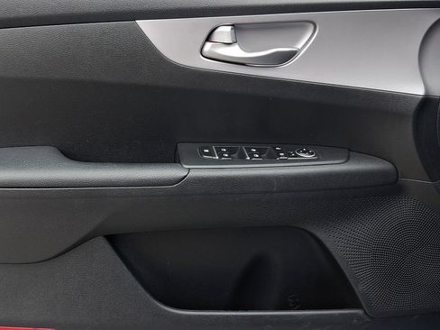 Certified 2023 Kia Forte LXS FWD image 12