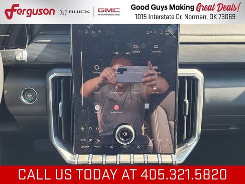 New 2027 GMC Acadia Elevation FWD image 29
