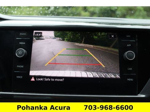 Used 2023 Volkswagen Taos SEL image 15