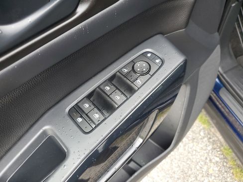 Certified 2024 Nissan Pathfinder SV image 21