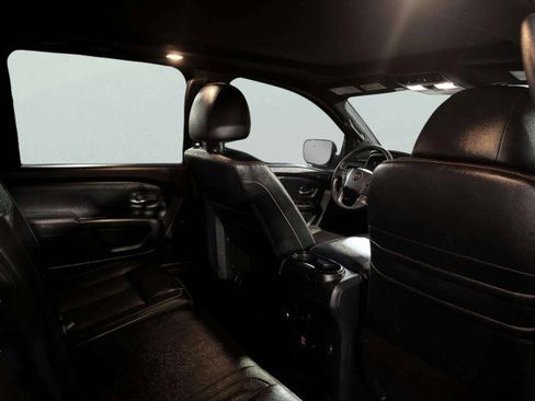 Used 2021 Nissan Titan PRO-4X w/ Pro-4x Convenience Package image 43