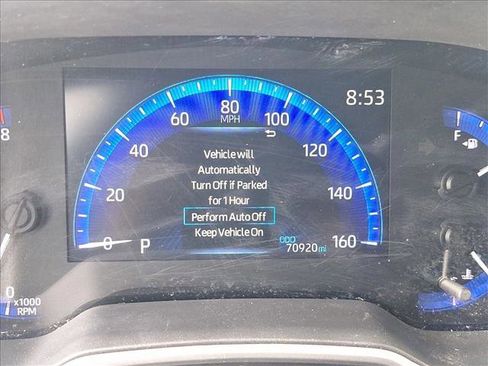 Used 2022 Toyota Corolla Cross XLE w/ Convenience Package image 11