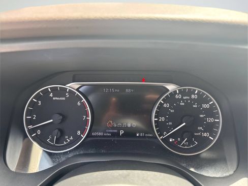 Certified 2023 Nissan Rogue SV FWD image 23