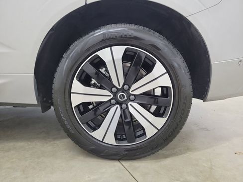 Certified 2023 Volvo XC60 T8 Plus w/ Climate Package image 12