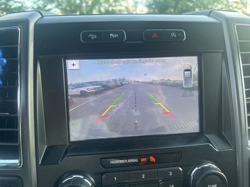 Used 2017 Ford F150 XLT w/ Equipment Group 302A Luxury AWD/4WD image 7