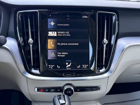 Used 2020 Volvo S60 T6 Momentum w/ Protection Package Premier AWD/4WD image 15