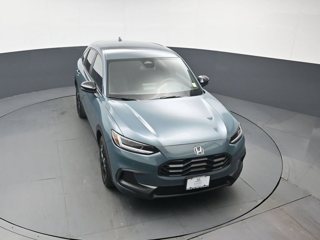 Certified 2025 Honda HR-V Sport image 40
