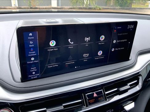 Used 2026 Acura MDX w/ Technology Package FWD image 32
