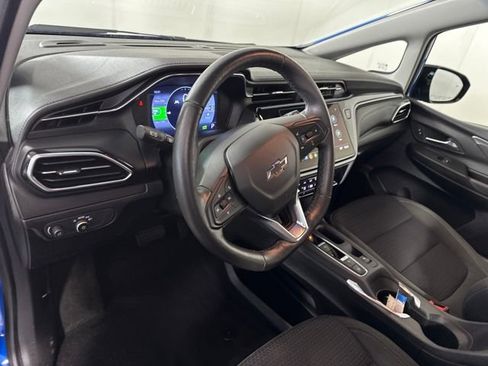 Used 2023 Chevrolet Bolt LT image 13