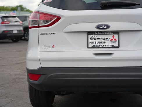 Used 2016 Ford Escape S FWD image 10