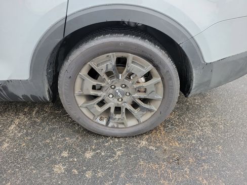 Certified 2022 Kia Telluride SX w/ SX Prestige Package image 7