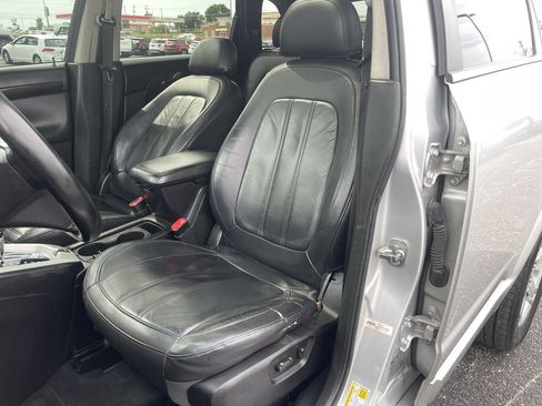 Used 2014 Chevrolet Captiva Sport LT w/ Convenience Package FWD image 18