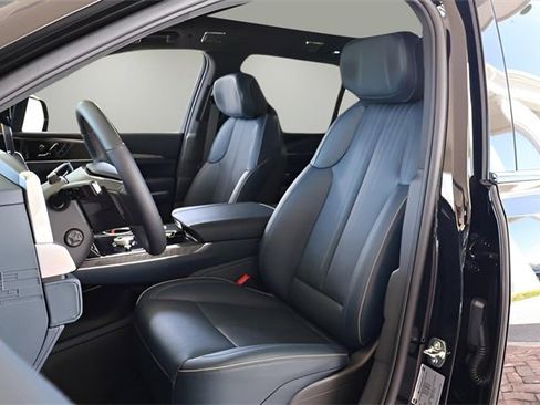 New 2025 Cadillac Escalade IQ Luxury 2 w/ LPO, Radiant Package image 10