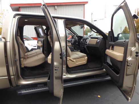 Used 2013 Ford F150 XLT w/ Mid Equipment Group image 20