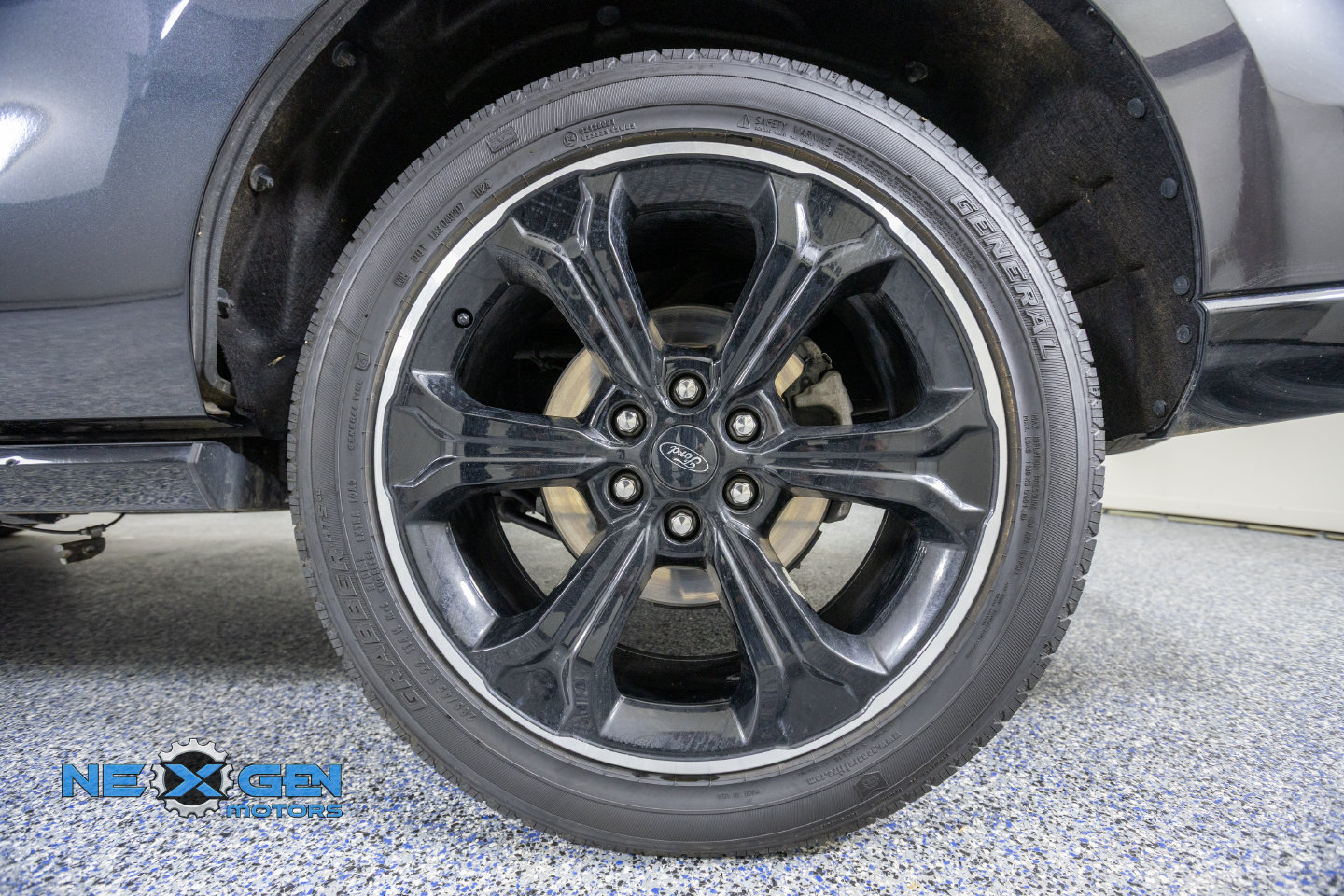 Used 2024 Ford Expedition Limited AWD/4WD image 49