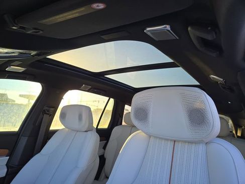 New 2026 Cadillac Vistiq Luxury image 32