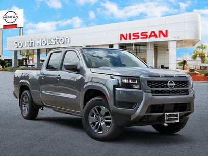 New 2026 Nissan Frontier SV w/ SV Convenience Package