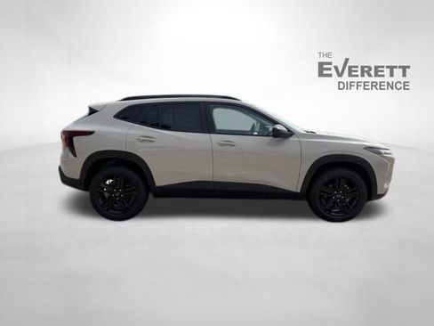 New 2026 Chevrolet Trax ACTIV w/ Driver Confidence Package FWD image 8