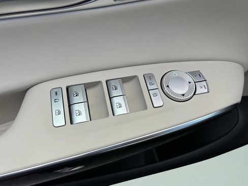 New 2026 Genesis GV70 2.5T image 21