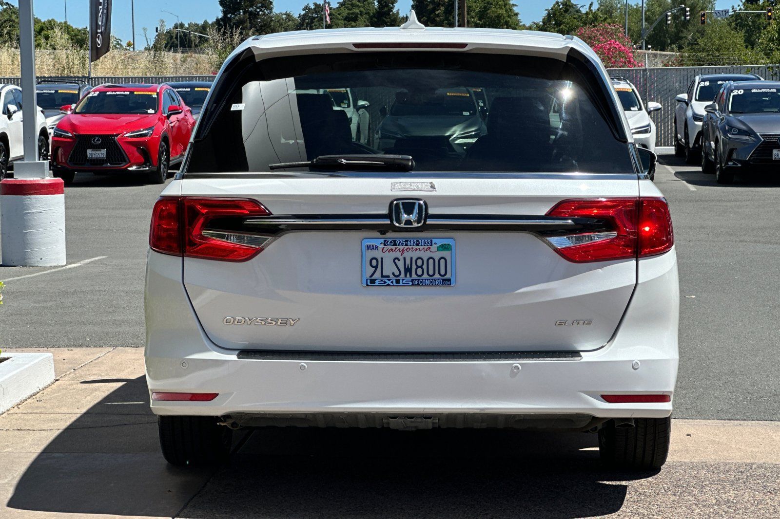Used 2024 Honda Odyssey Elite image 5