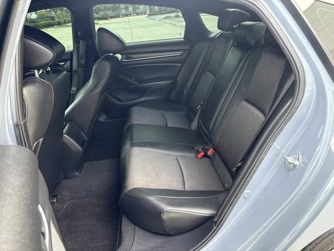 Used 2022 Honda Accord Sport image 11