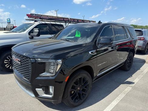 Used 2022 GMC Yukon Denali image 1