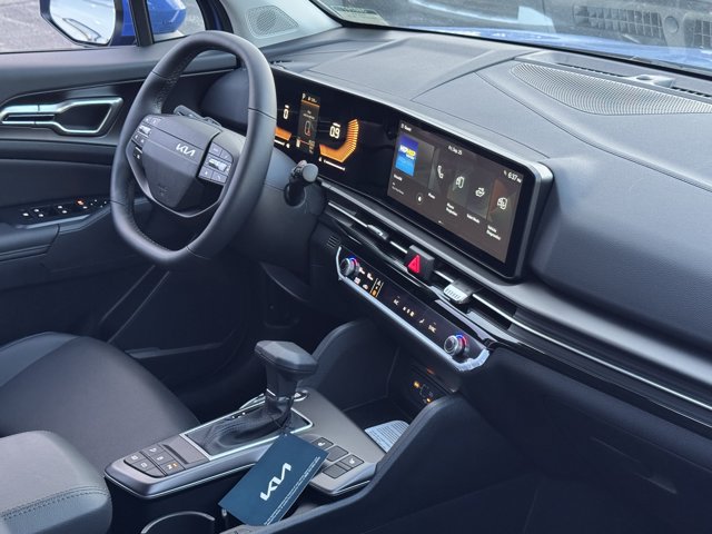 New 2026 Kia Sportage EX FWD image 12