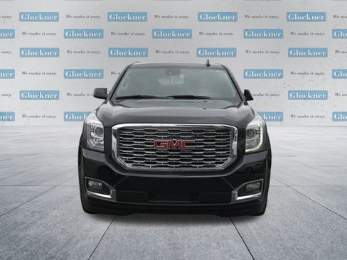 Used 2020 GMC Yukon XL Denali w/ Denali Premium Package image 10
