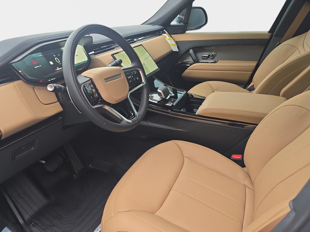 New 2027 Land Rover Range Rover Sport SE AWD/4WD image 13