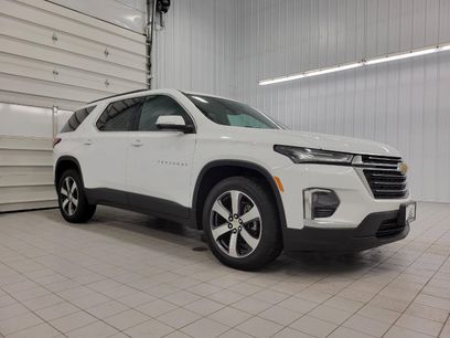 Used 2023 Chevrolet Traverse LT w/ LT Premium Package
