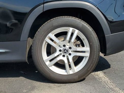 Used 2022 Mercedes-Benz GLB 250 4MATIC image 31