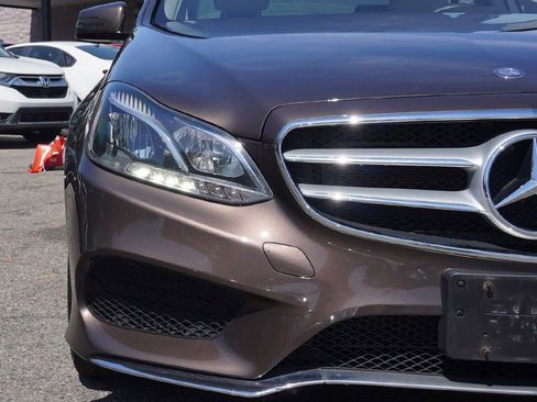 Used 2014 Mercedes-Benz E 350 4MATIC Sedan image 14