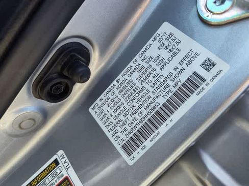 Used 2017 Honda CR-V Touring image 28