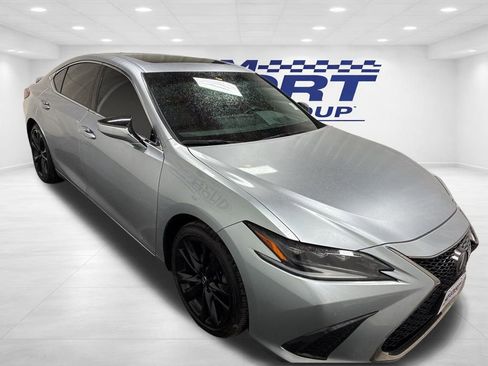 Used 2022 Lexus ES 350 F Sport image 4