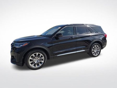 Used 2026 Ford Explorer Platinum RWD image 6