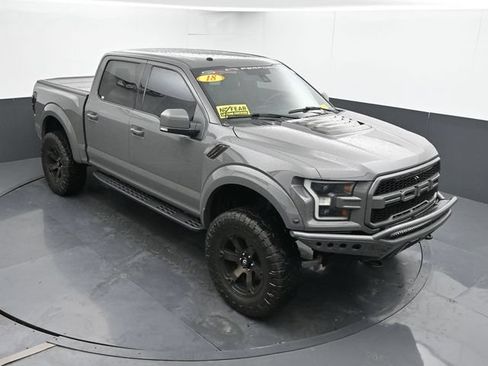 Used 2018 Ford F150 Raptor w/ Equipment Group 802A Luxury AWD/4WD image 44