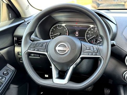 Used 2024 Nissan Sentra SV image 26