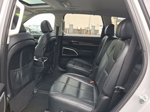 Used 2021 Kia Telluride EX w/ EX Premium Package AWD/4WD image 12