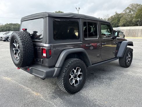 Used 2021 Jeep Wrangler Unlimited Rubicon AWD/4WD image 5