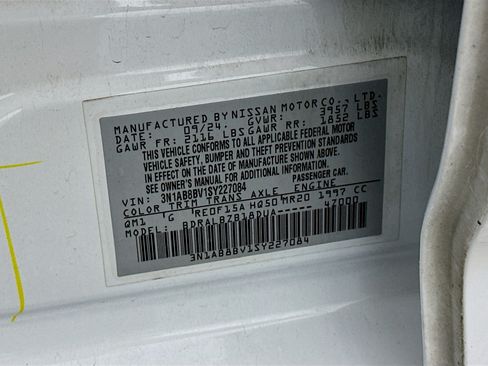 Used 2025 Nissan Sentra S FWD image 12