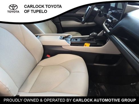 Used 2025 Toyota Grand Highlander FWD image 25